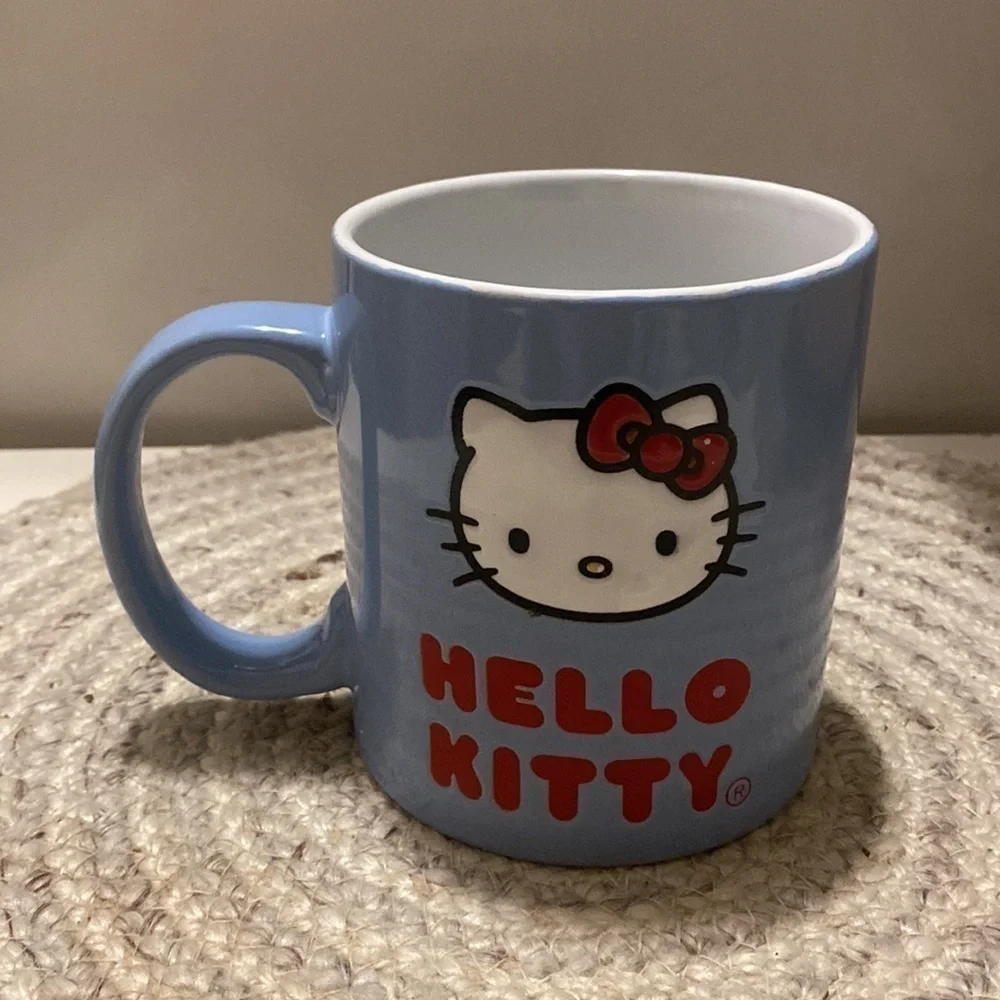 Hello Kitty hello kitty